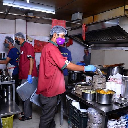 Parijatha Lodge Kundapur Bagian luar foto