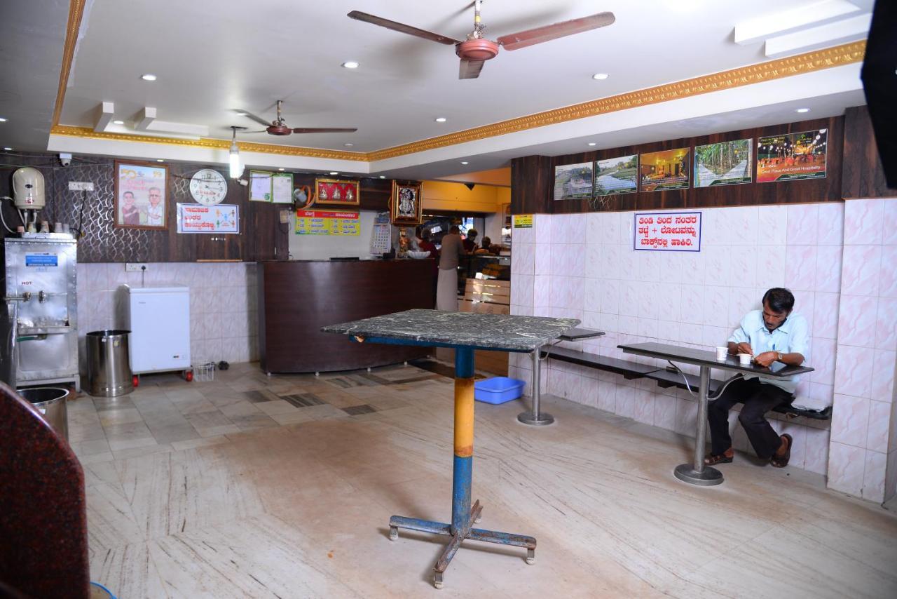 Parijatha Lodge Kundapur Bagian luar foto